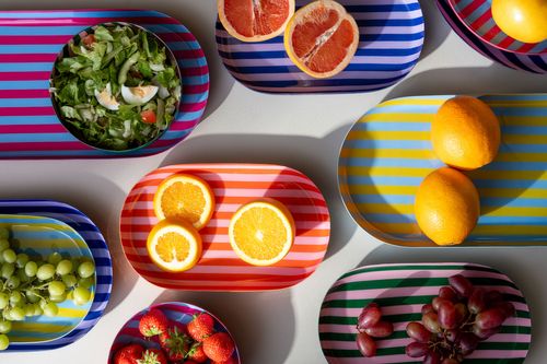 Trays & Plates Animado