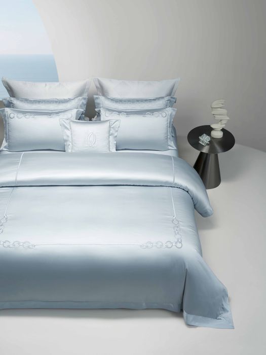 400TC Cotton Embroidered Bedding Set