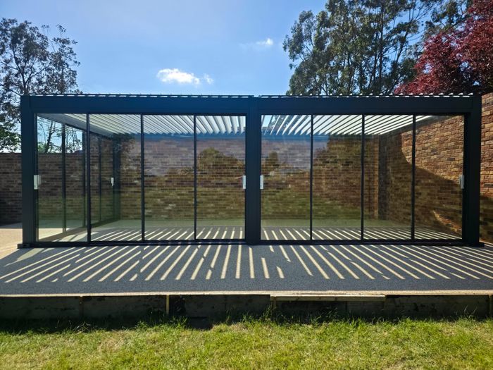 Mirage 8x4M Bioclimatic Pergola