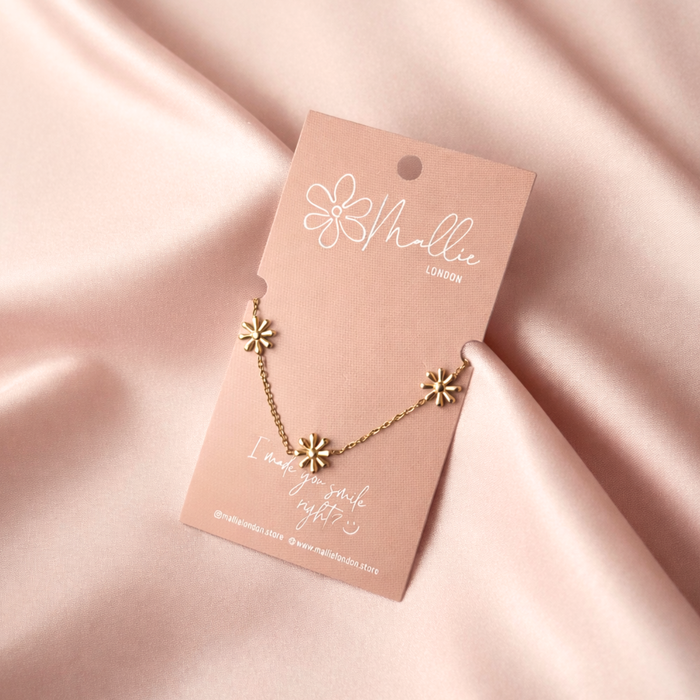 Daisy Flowers Gold Bracelet