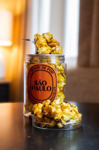 São Paulo (Passion Fruit & Milk Chocolate) Artisan Popcorn
