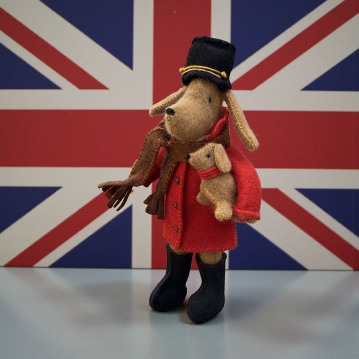 Dachshund Soldier Sewing Kit-deluxe