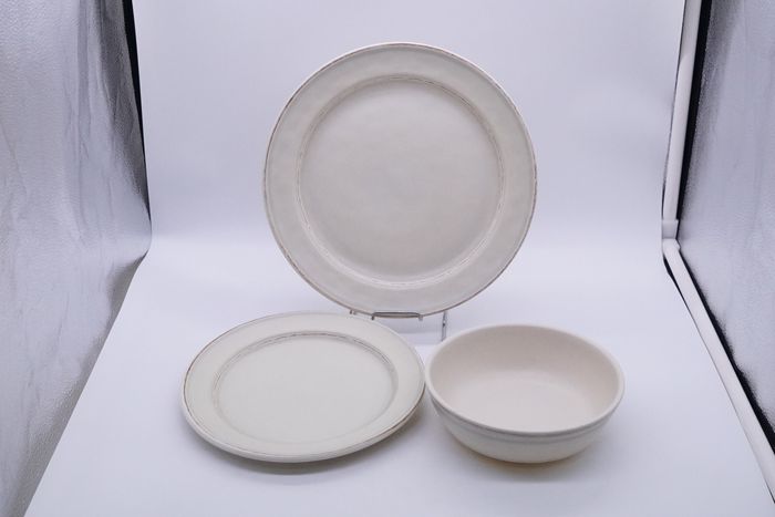 Melamine dinner set