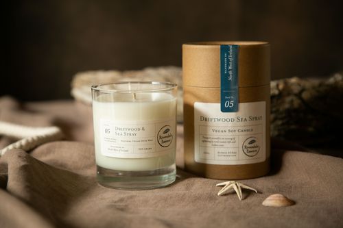 No 5 Driftwood Sea Spray Glass Candle