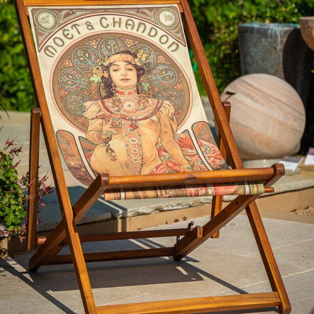 Dress Up T/A Calaig Art & Design