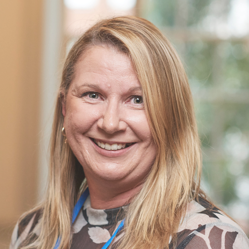 Anne Bradford - Difuzed