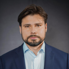 Speaker profile image for Roman Teslyuk