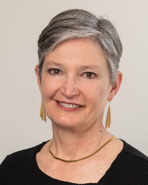 Lesley Stolz