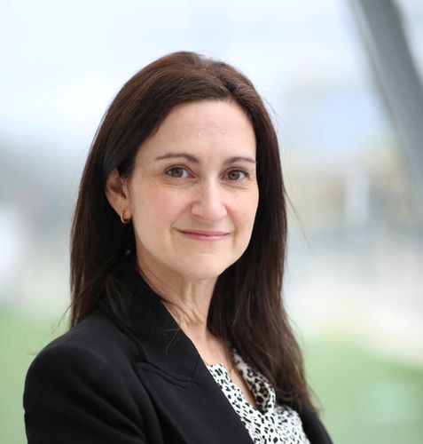 Speaker profile image for Leonora Weil