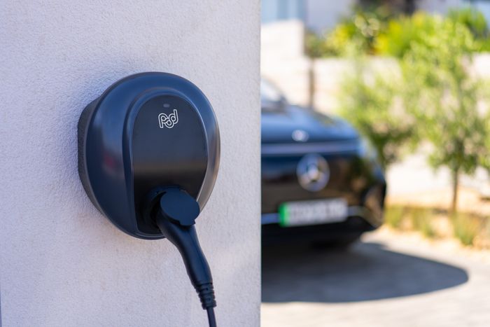 Pod Point Solo 3S Charger