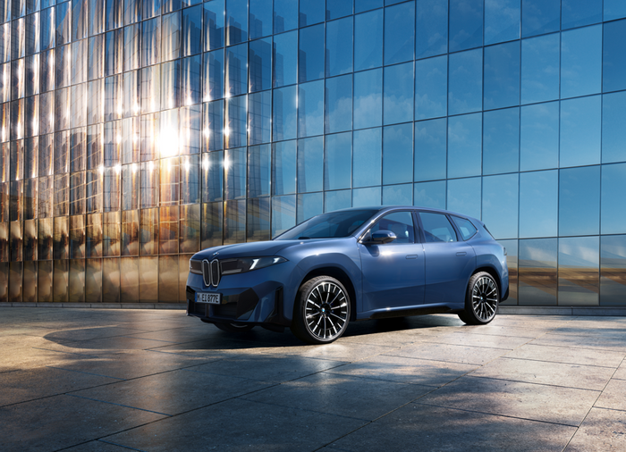 Turning Vision into Reality: the new BMW iX3 – the first Neue Klasse model drives product sustainability.