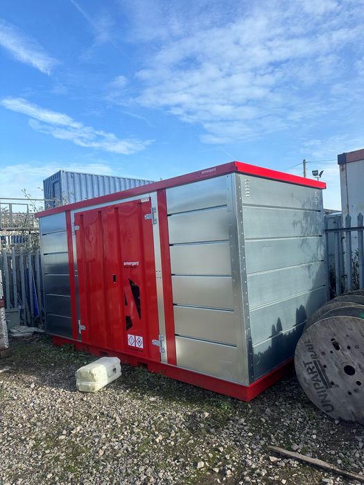 Forma-Stor COSHH FR100-C