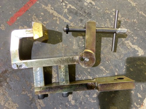 Conductor Rail Continuity Clamp