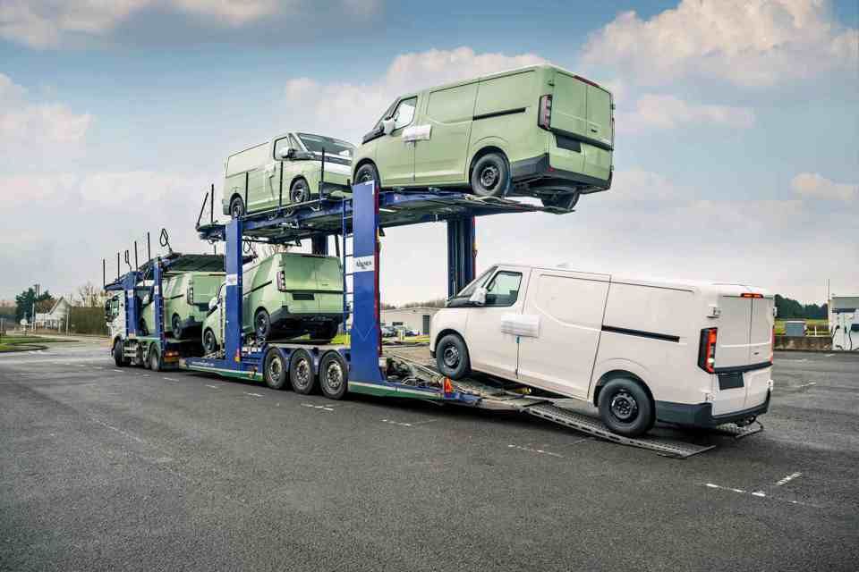 First Farizon Electric Vans Arrive in UK as Dealer Network Builds
