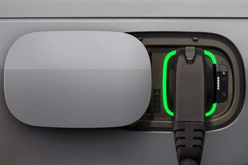 Volvo and Waylands join expert EV panel at Automotive Management Live