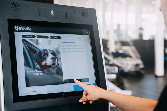 Tjekvik Indoor Kiosk