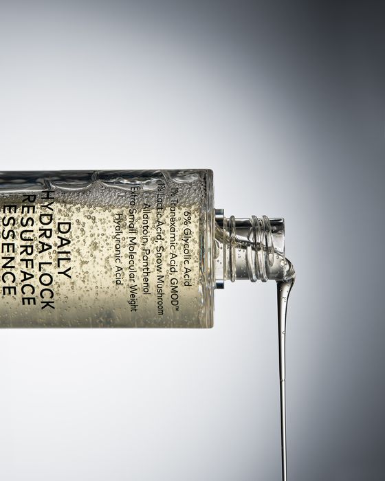Daily Hydra Lock Resurface Esssence