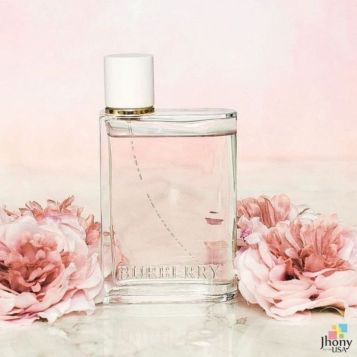 Burberry Her Eau de Parfum Spray for Women – 1.6 oz / 50 ml