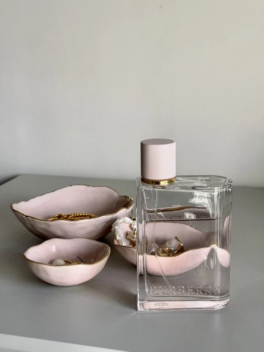 Burberry Her Eau de Parfum Spray for Women – 1.6 oz / 50 ml