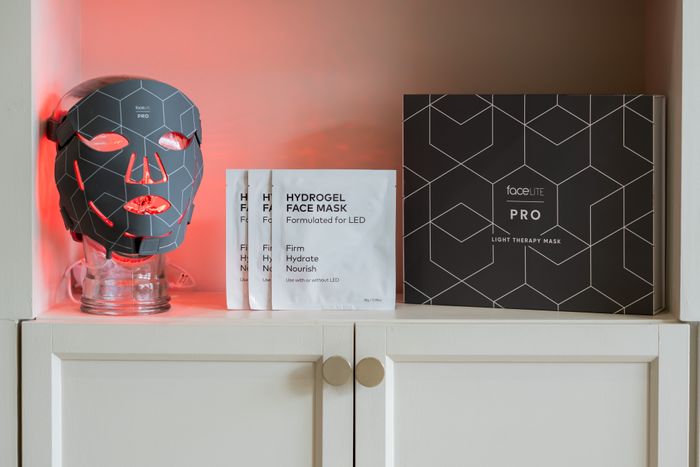 faceLITE PRO