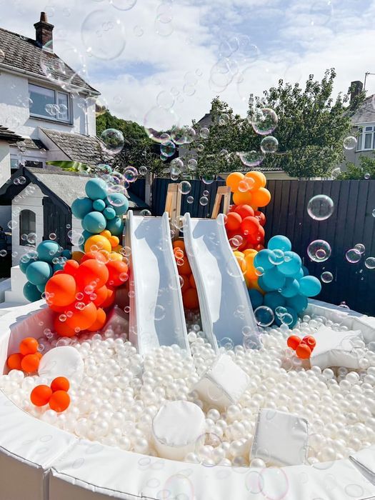 Playpen balls
