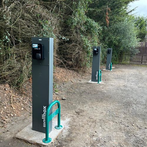 Crealy Theme Park & Resort, Exeter - EV charge point installation