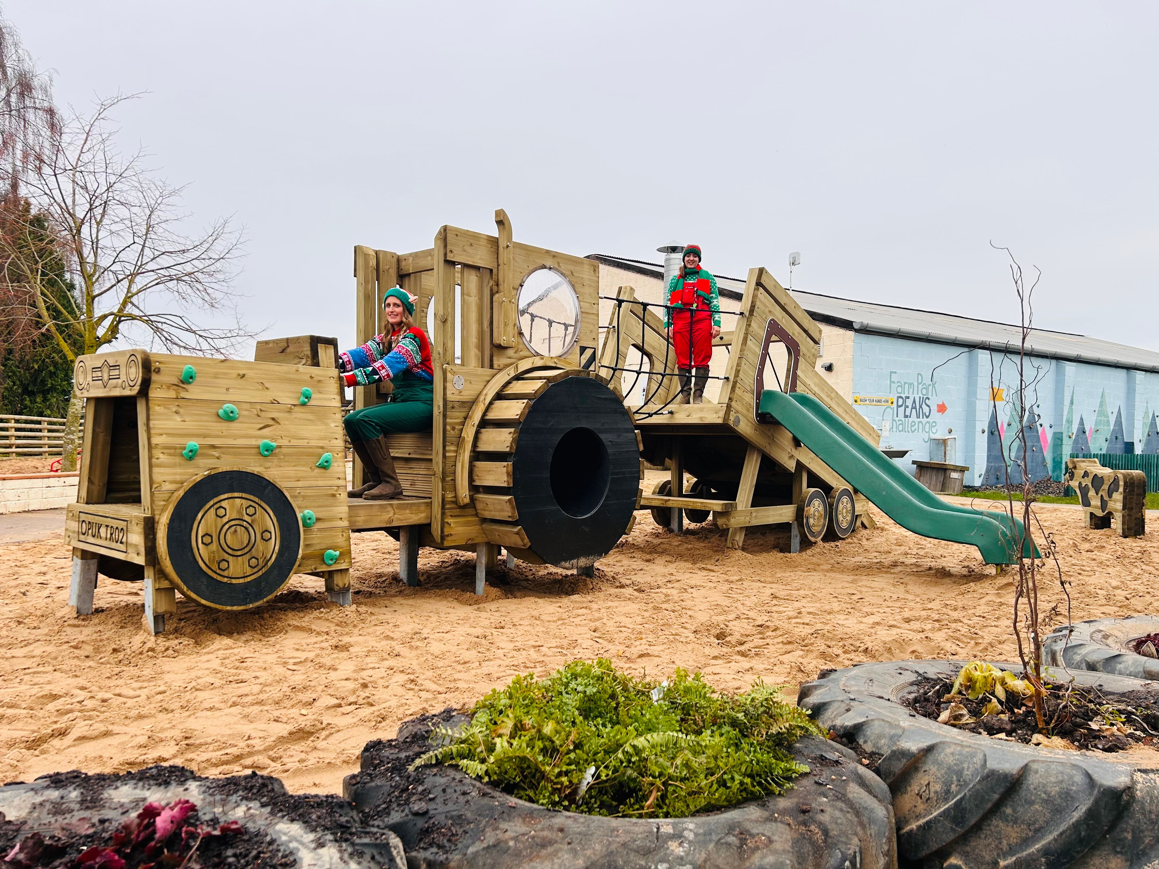 Charlie The Tractor & Multi Play Unit