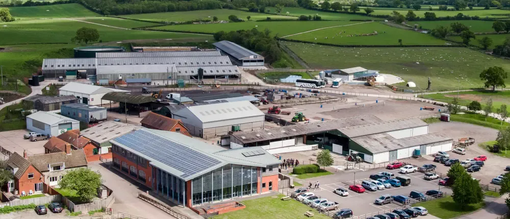 Flagship Advanced Wireless Demo Unit arrives at Hartpury Farm