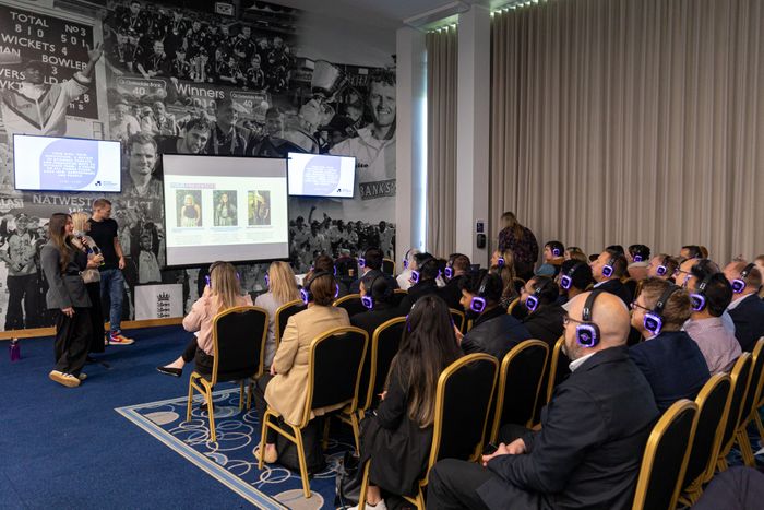 Silent Seminars headsets