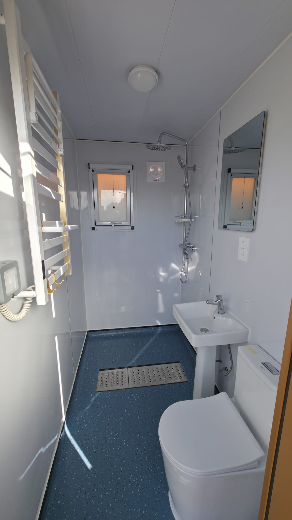American Caravans & Modular Systems Ltd