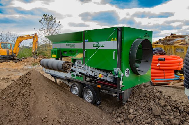 ¬KIOTI UK launches new machines at LAMMA 23