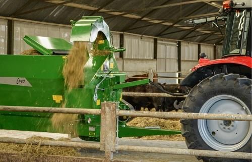 McHale Silage Feeder & Straw Blower Range