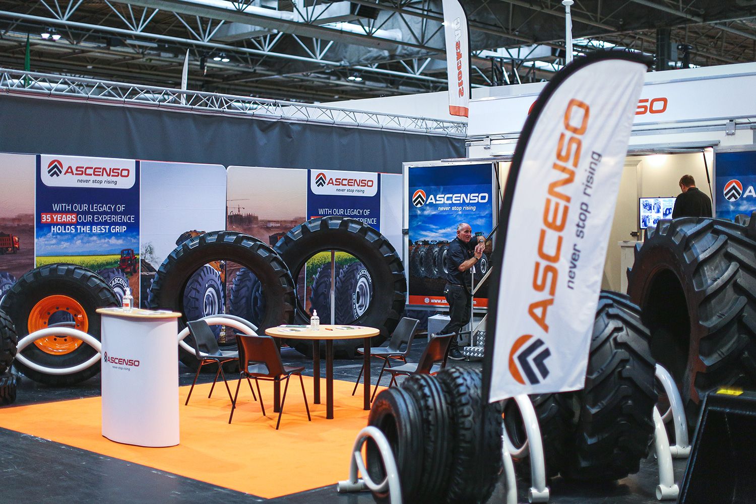 Ascenso Tyres