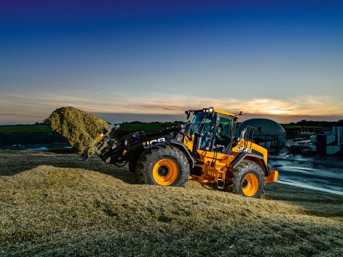 Wheel Loaders. Productive above all else.