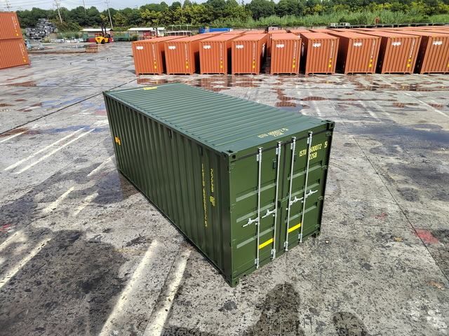 20 Foot Containers