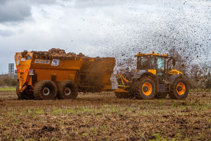 Muckspreader Hire
