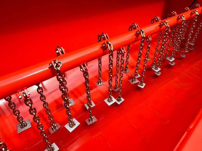 Flail Side Spreader