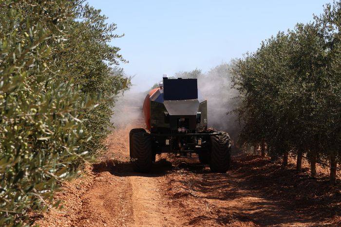 Kubota and FEDE’s latest innovation in specialty crop management, KFAST Autonomous Sprayer