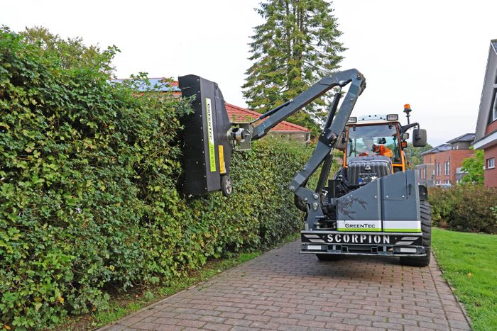 Scorpion 430 PLUS Basic Front Hedge Cutter