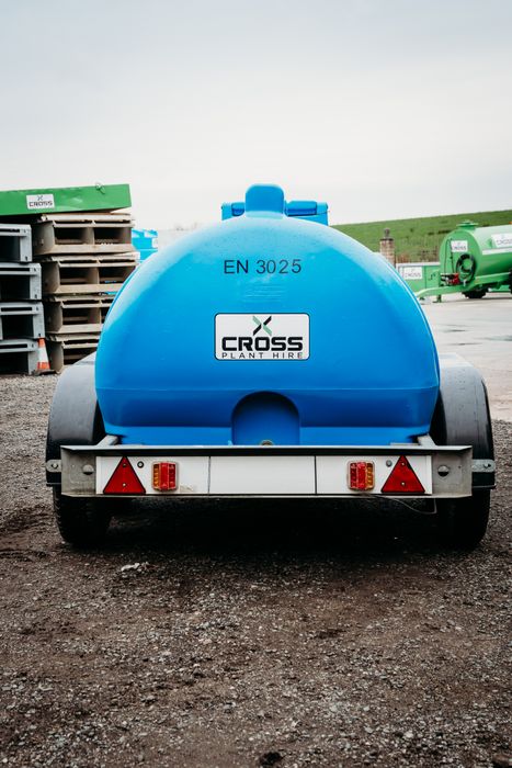 2000L Highway Towable Potable Water Bowser