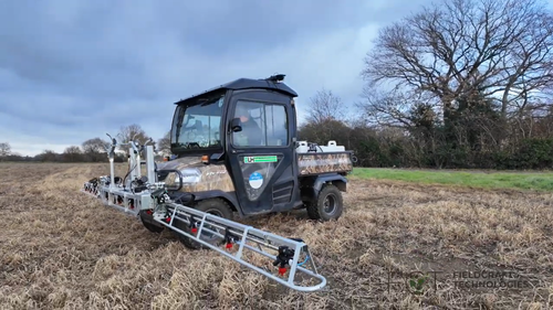 Carbon Bee Smart Striker X Demo Unit