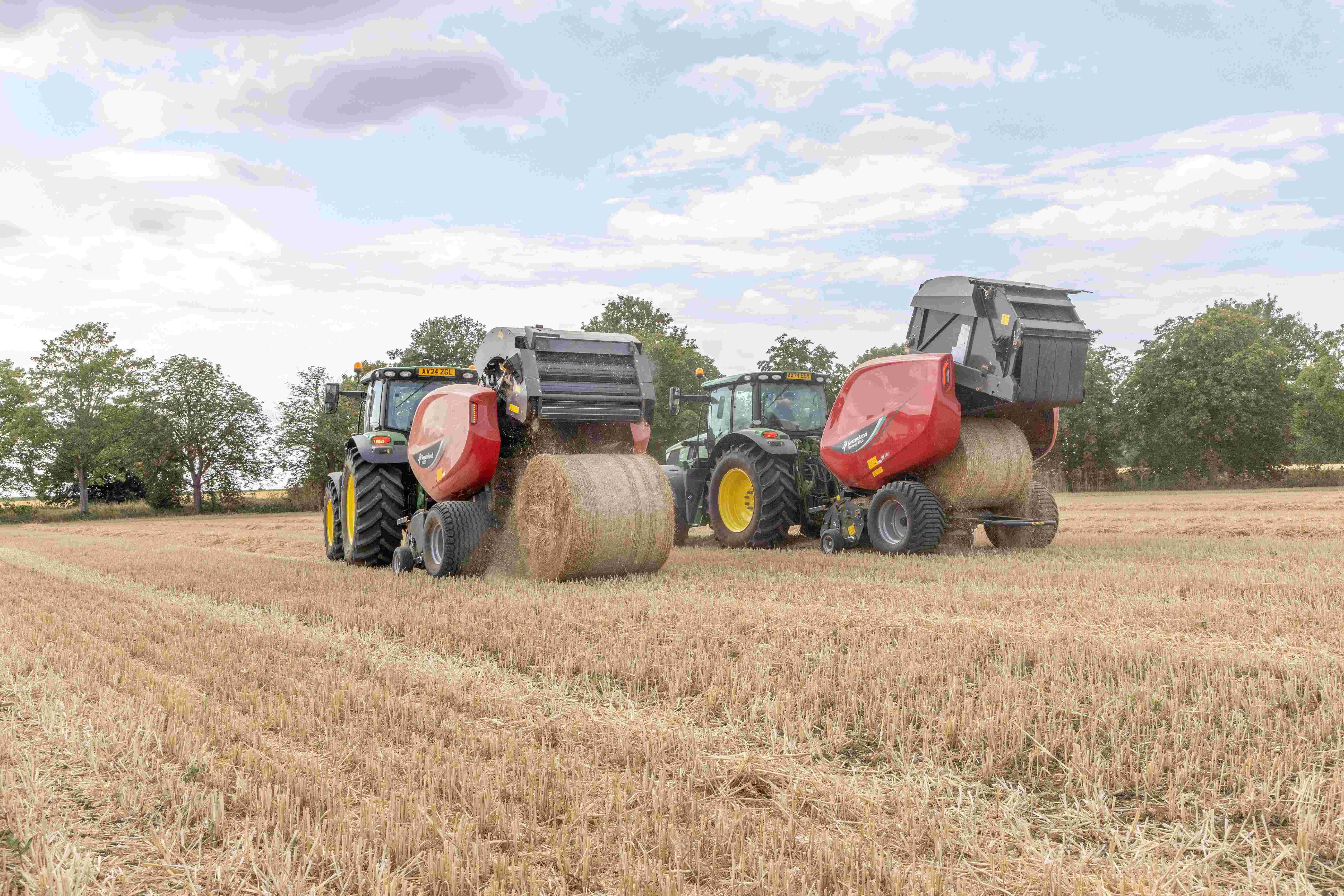 Kverneland product range expands with round balers
