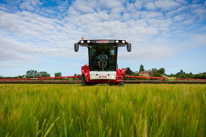 RB26 Self-Propelled Sprayer
