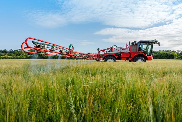 RB26 Self-Propelled Sprayer