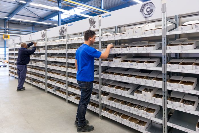 Pick and Put to Light Inventory Management System