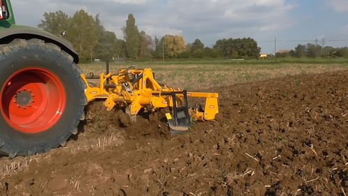 Grubber with Rear Double Roller Section