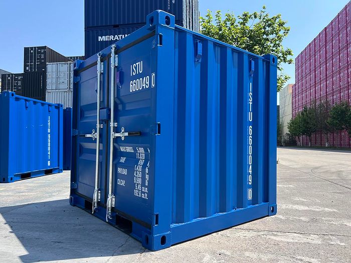 6 Foot Containers