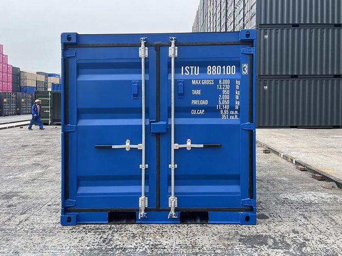 8 Foot Containers