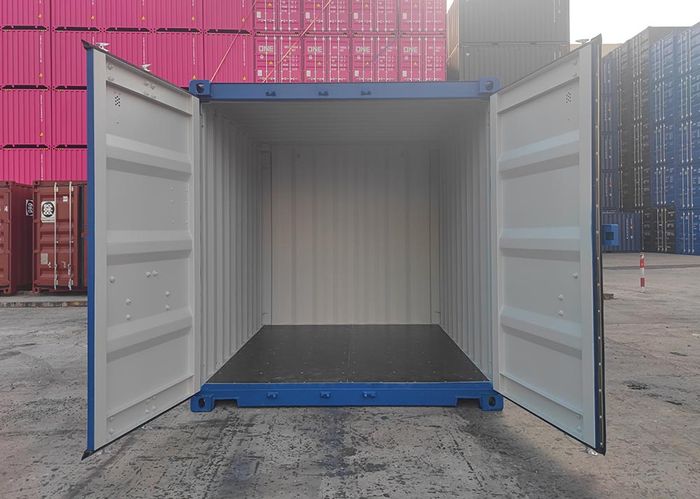 10 Foot Containers