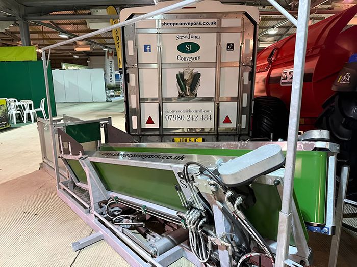 SJC Sheep Conveyor